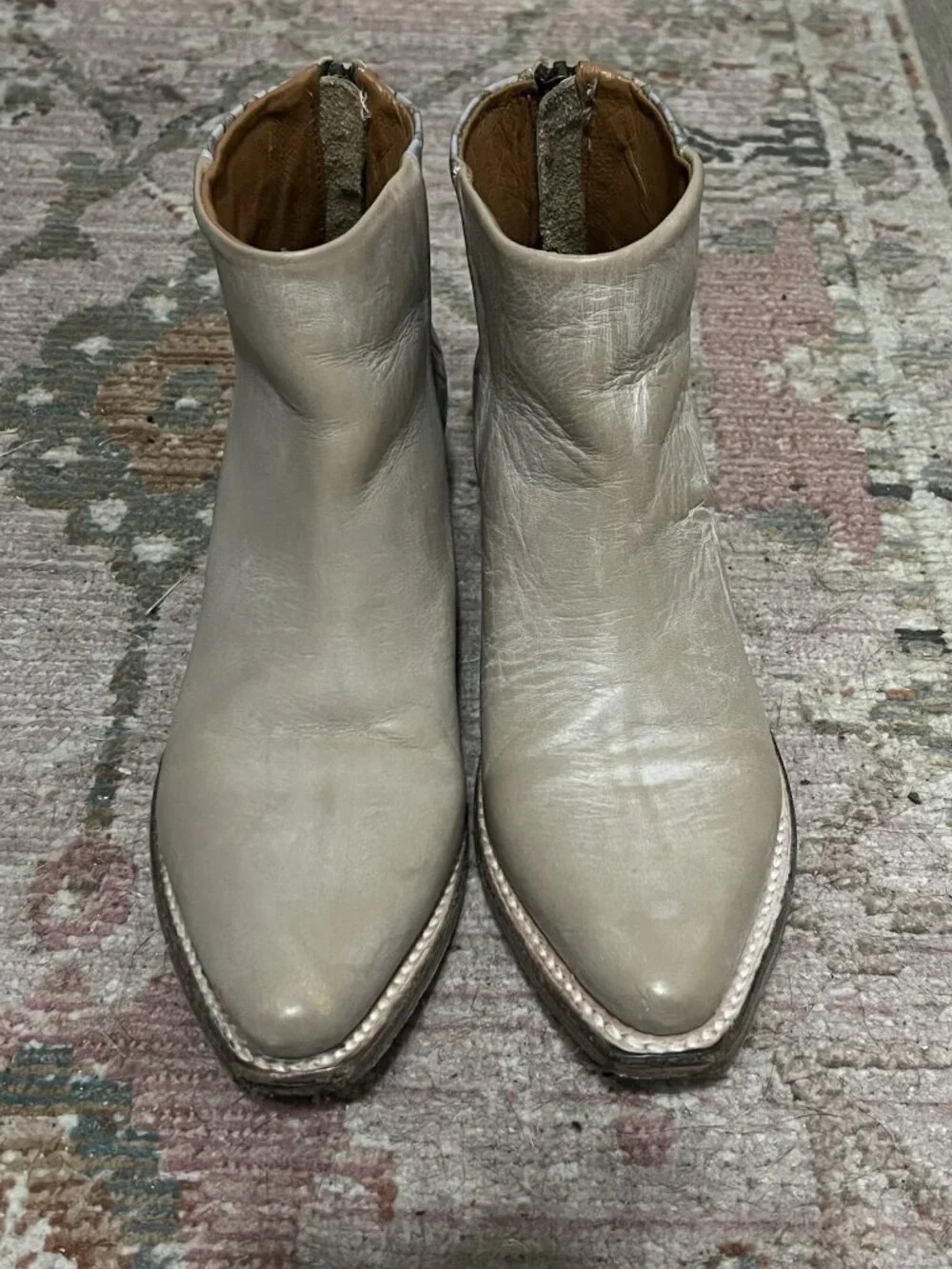Freebird By Steven Rule Boots Booties Western Boho Cream Silver Croc Size 6